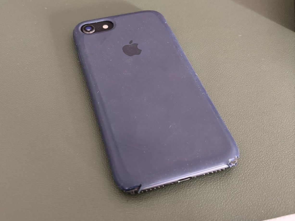 Apple Portables: iPhone 8 Space Gray 64GB – D'occasion à Wetzikon ZH par Samborghini 3