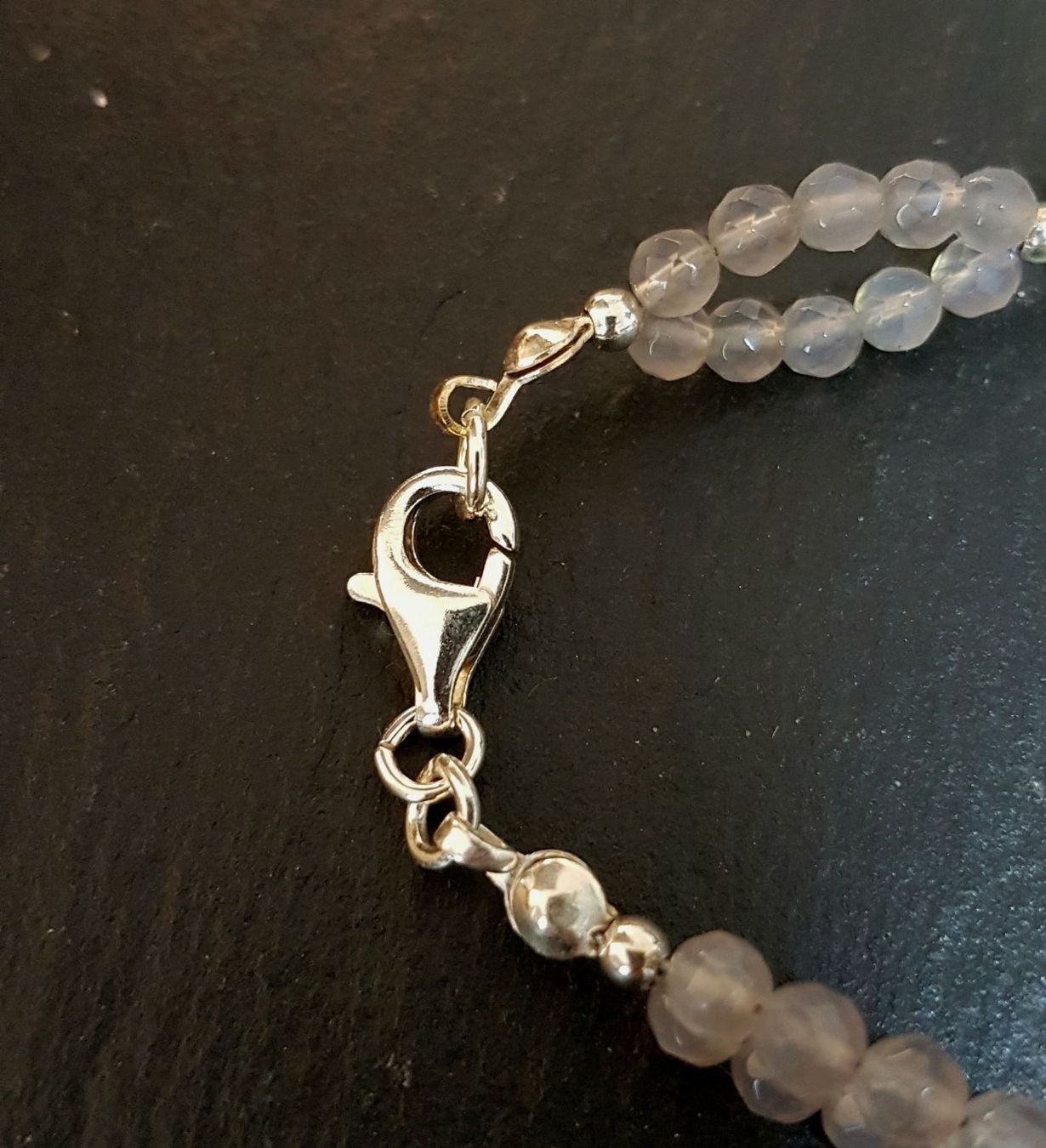 Bracciali & Braccialetti: Bracelet en argent 925 et Agates grises – Nuovo e nell'imballaggio originale da Veyrier venduto da Leilazizou 3