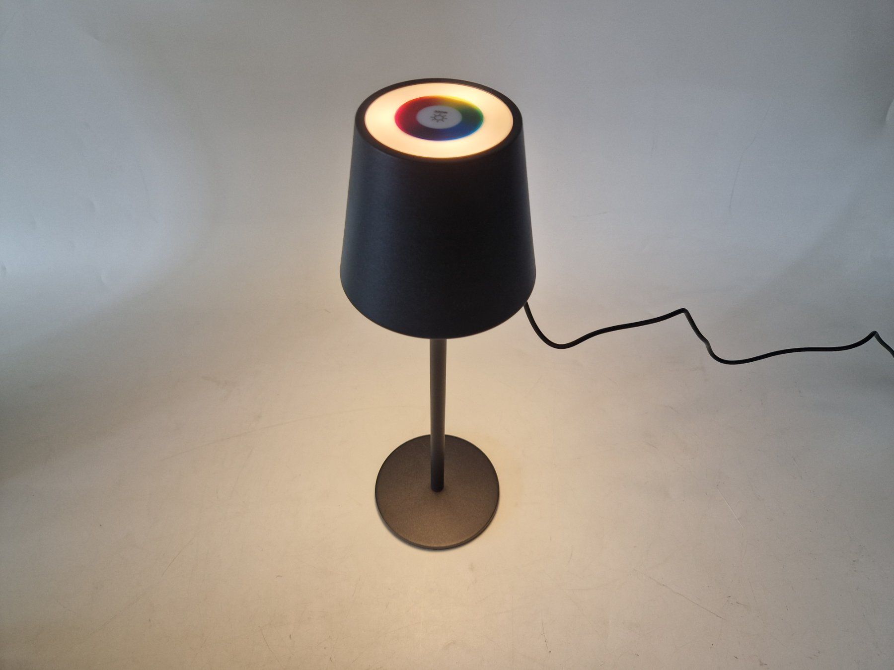 Lampen: GOOBAY LED Tischlampe – Gebraucht aus Muhen von Restwert_Muhen