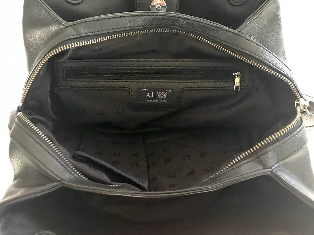Armani Borse da donna: Sac à main noir indémodable Armani Jeans comme neuf – Nuovo (secondo la descrizione) da Gilly venduto da FlorenceGill 3