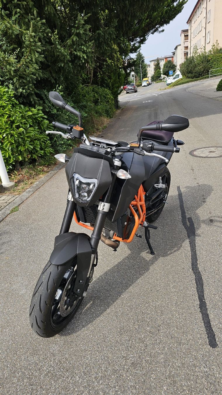 KTM Strasse: KTM DUKE 690 32KW – Gebraucht aus Ebikon von Mmoe