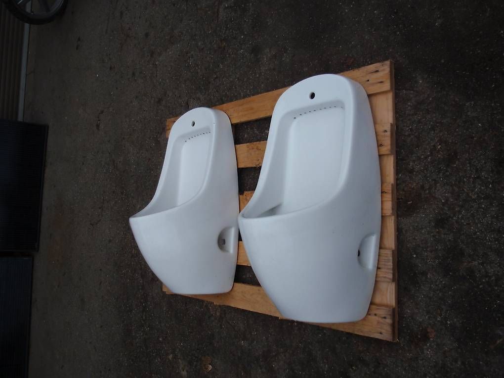 WC: Pissoir Typ 4009.0 – Usato da Thörishaus venduto da Bauteilboerse_T-haus 1