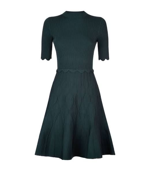 Sandro Vestiti: Sandro Knit Elegant Dress – Usato da St.Josefen venduto da lop_lh8d 1