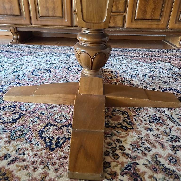 Tavoli: Table en noyer 1960 vintage – Usato da Bassecourt venduto da l.carnal 1