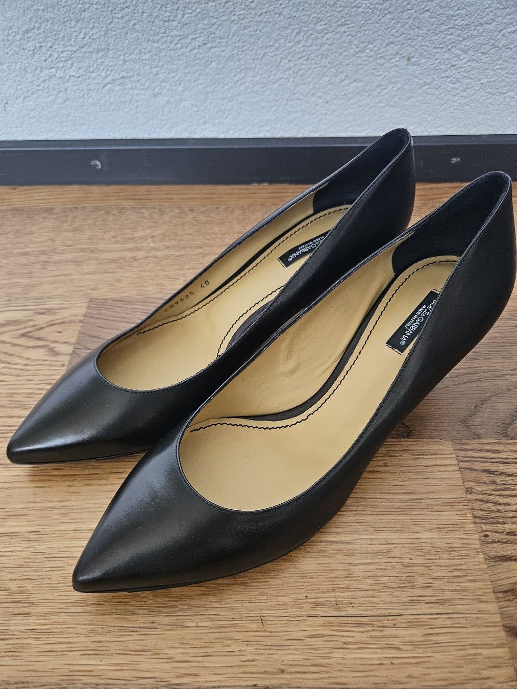 Dolce & Gabbana Damenschuhe: Dolce&Gabbana Schuhe, neu, schwarz, Original – Neu und originalverpackt aus Zuchwil von ger_ws6t 6