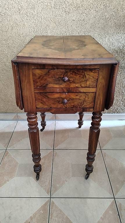 Tavoli: Jolie table d'appoint ancienne - Style Victorien – Usato da Lausanne venduto da Yakari999
