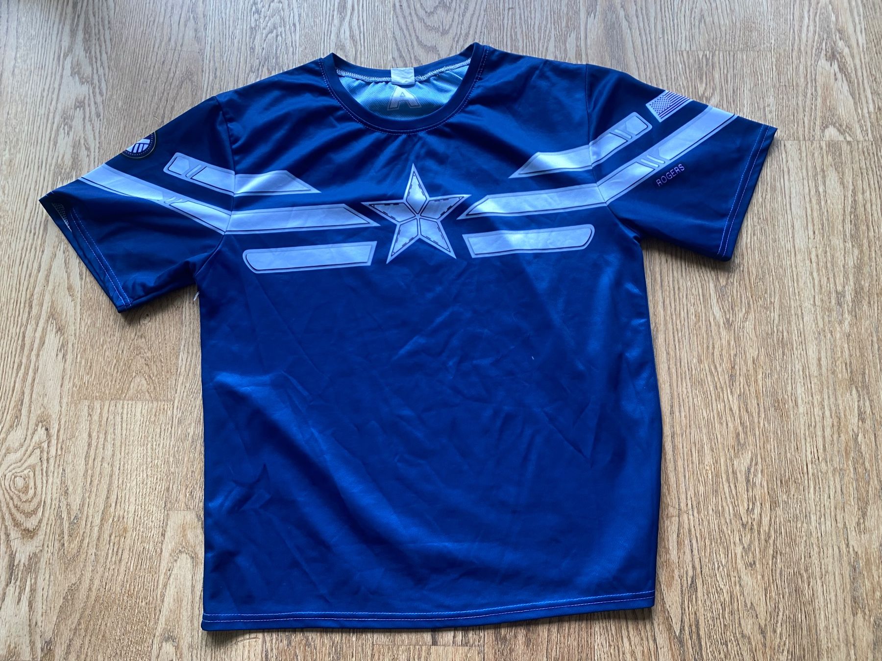 T-shirt: Avengers T-shirt – Nuovo (secondo la descrizione) da Riedholz venduto da lenibeni03