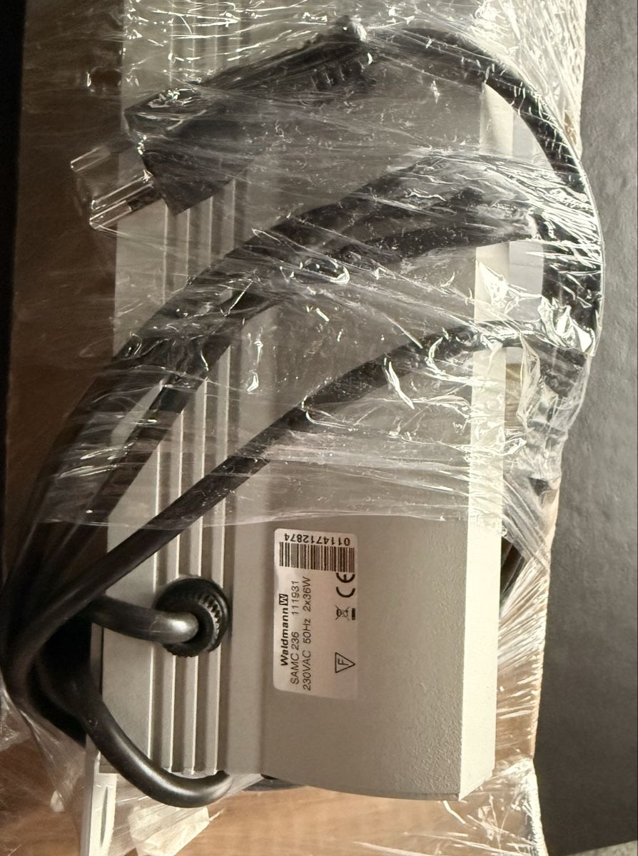 Lampade: WALDMANN Systemleuchte, SAMC 236, Fabrikneu – Nuovo e nell'imballaggio originale da Halten venduto da G-Minus 3