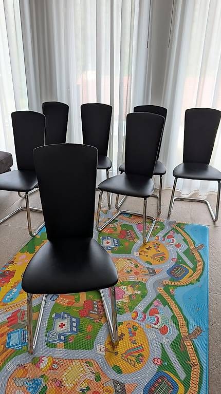 Stühle: 7 Freischwinger Stühle – Gebraucht aus Lufingen von Mkeller 3