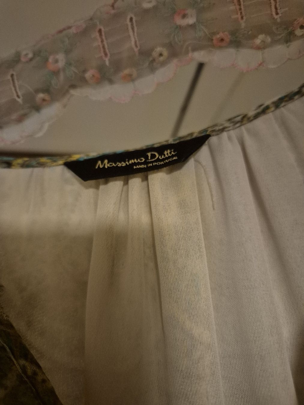 Massimo Dutti Vestiti: Seide Kleid Massimo Dutti Blumenmuster Grösse 40, Top – Nuovo (secondo la descrizione) da Herrliberg venduto da SELENONAUTKA 5