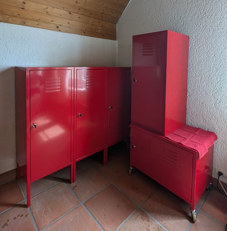 Ikea PS Metallschrank rot 5 Teile Kaufen auf Ricardo