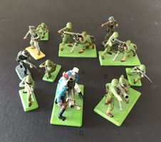 Figurines militaires anciennes lot 14 pièces Britains 1971