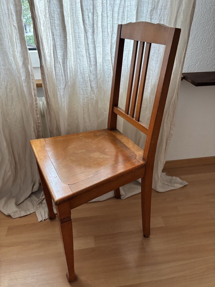 Sedie: Vintage-Holzstuhl – Usato da Bern venduto da wisemagpie 3