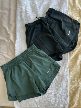 2 Sport-Shorts Nike Dri-Fit