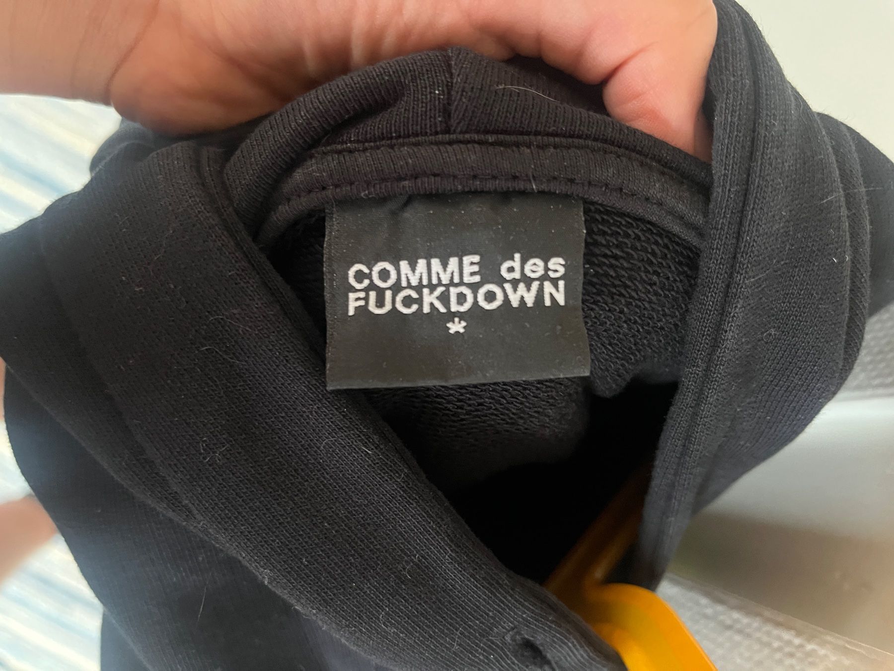 Pullover & Sweatshirts: Comme des fuckdown Hoodie – Gebraucht aus Zürich von jea_rl6p 2