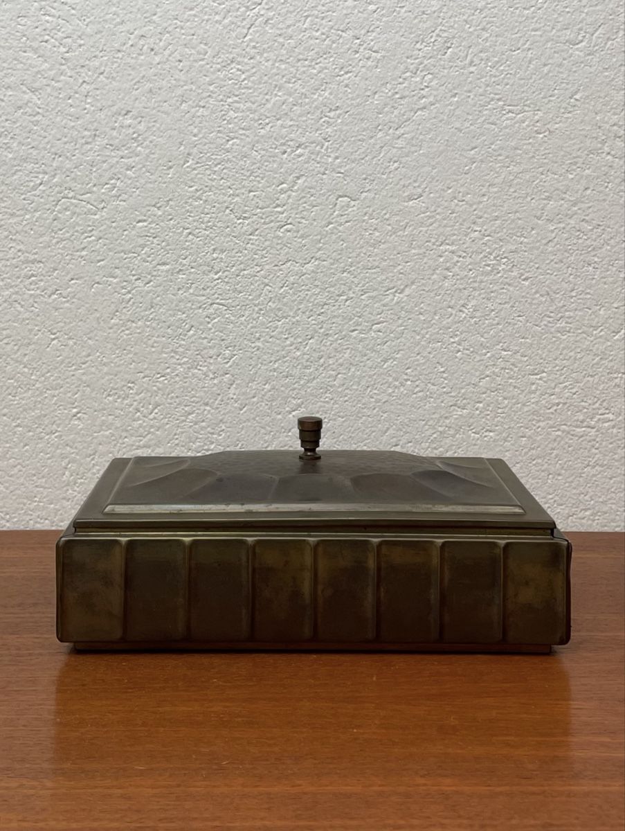 Dosen: Antike Messing Schatulle Dresdner Kunstgewerbe Art Deco Box – Gebraucht aus Zürich von Vintagewiesel