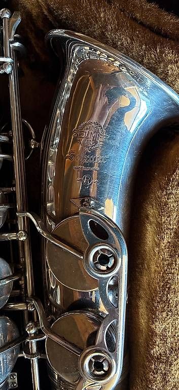 Strumenti musicali: Saxophone alto MKVI  – Usato da Ollon VD venduto da inf_jg9f 2
