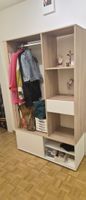 Eingang Garderobe ohne Inhalt