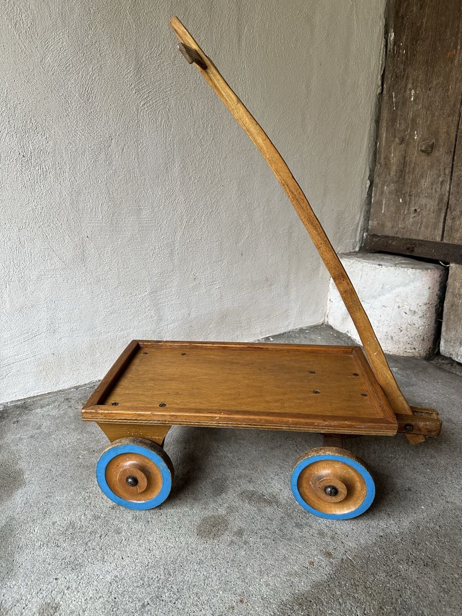 Articoli in legno: Holzwagen – Usato da Kölliken venduto da engine02