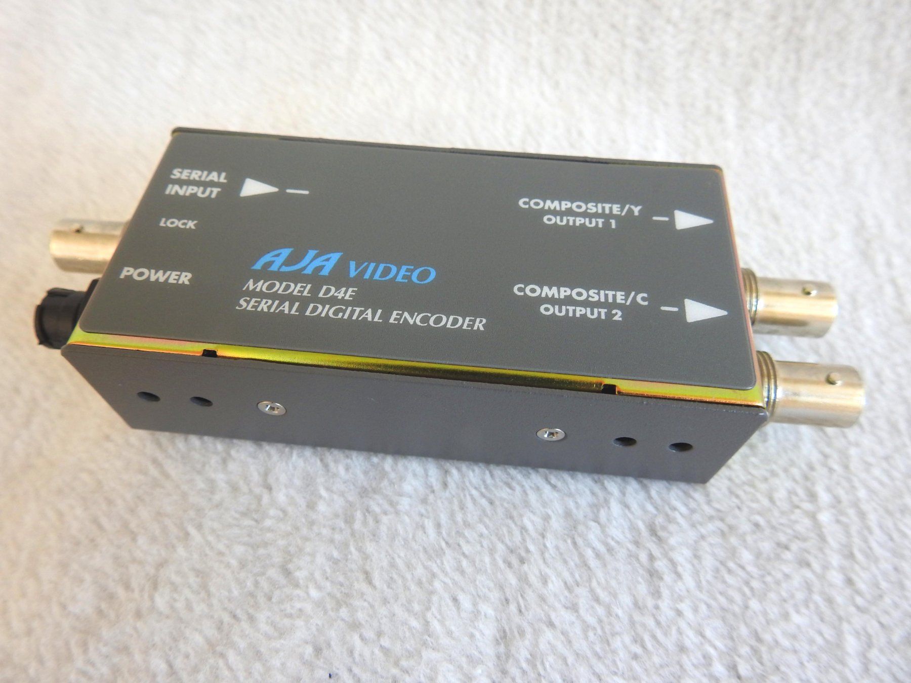 Camcorder: AJA D4E SDI to Composite or S-Video Transcoder – Gebraucht aus Zürich von Malco0 1