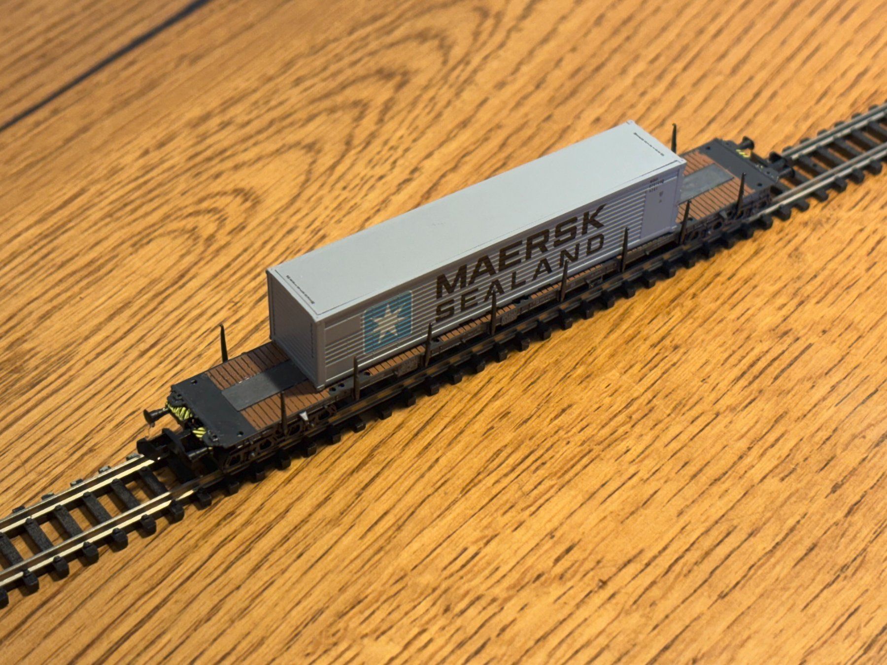 Modellini di ferrovie: L2420: Containerwagen (Spur N) – Usato da Birsfelden venduto da Birs_25 2