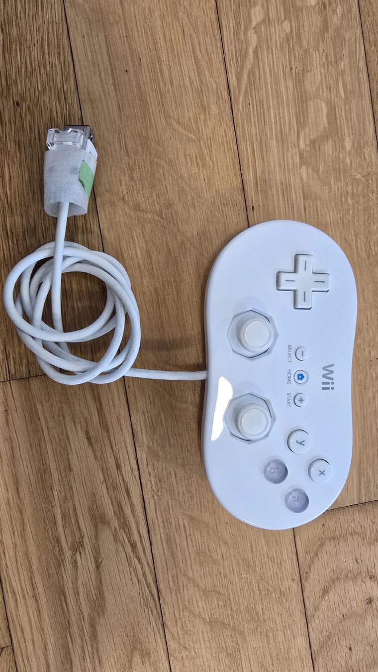 Nintendo Manettes: Nintendo Wii kontroller – D'occasion à Lenzburg par cameleoncolor