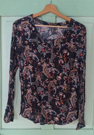 Langarmbluse mit Paisley-Muster, Grösse M
