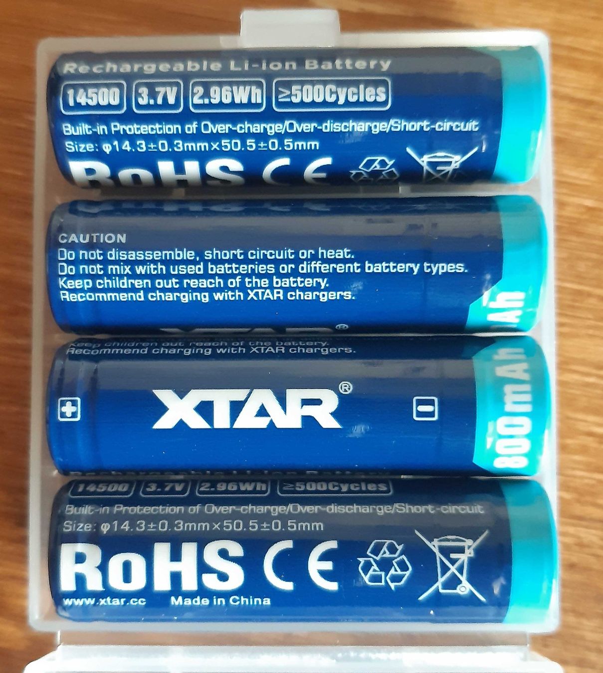 Lampen: Lampe de poche UltraFire avec 4 batteries – Gebraucht aus Chancy von Wurcht 2