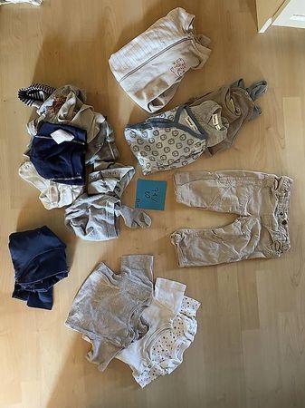 Kleiderpaket Grösse 74 / 80