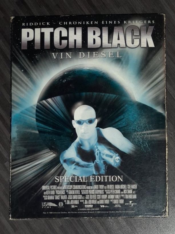 Tutti i DVDs: Riddick - Chroniken eines Kriegers und Pitch Black DVD – Usato da Steffisburg venduto da FutureOne 1