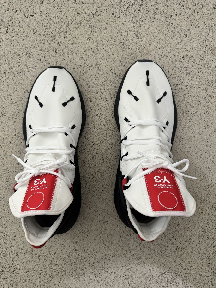 Y-3 Scarpe da uomo: Y-3 Sneaker – Nuovo (secondo la descrizione) da Hombrechtikon venduto da JOKIASSU 1