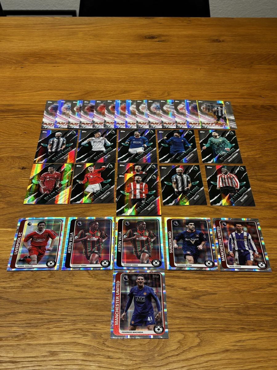 Topps Cartes à collectionner: Topps | Premier League 26/27 | Inserts & Parallel Set – Neuf (Voir description) à St. Gallen par NPC_mit_Twint