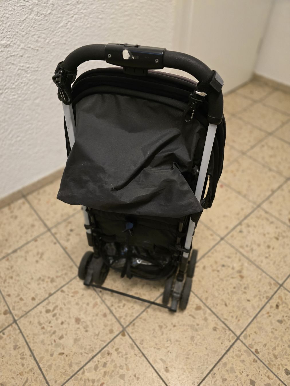 Chicco Carrozzine: Chicco Goody Plus Black Stroller - used – Usato da bern venduto da gsh_2w9d 7