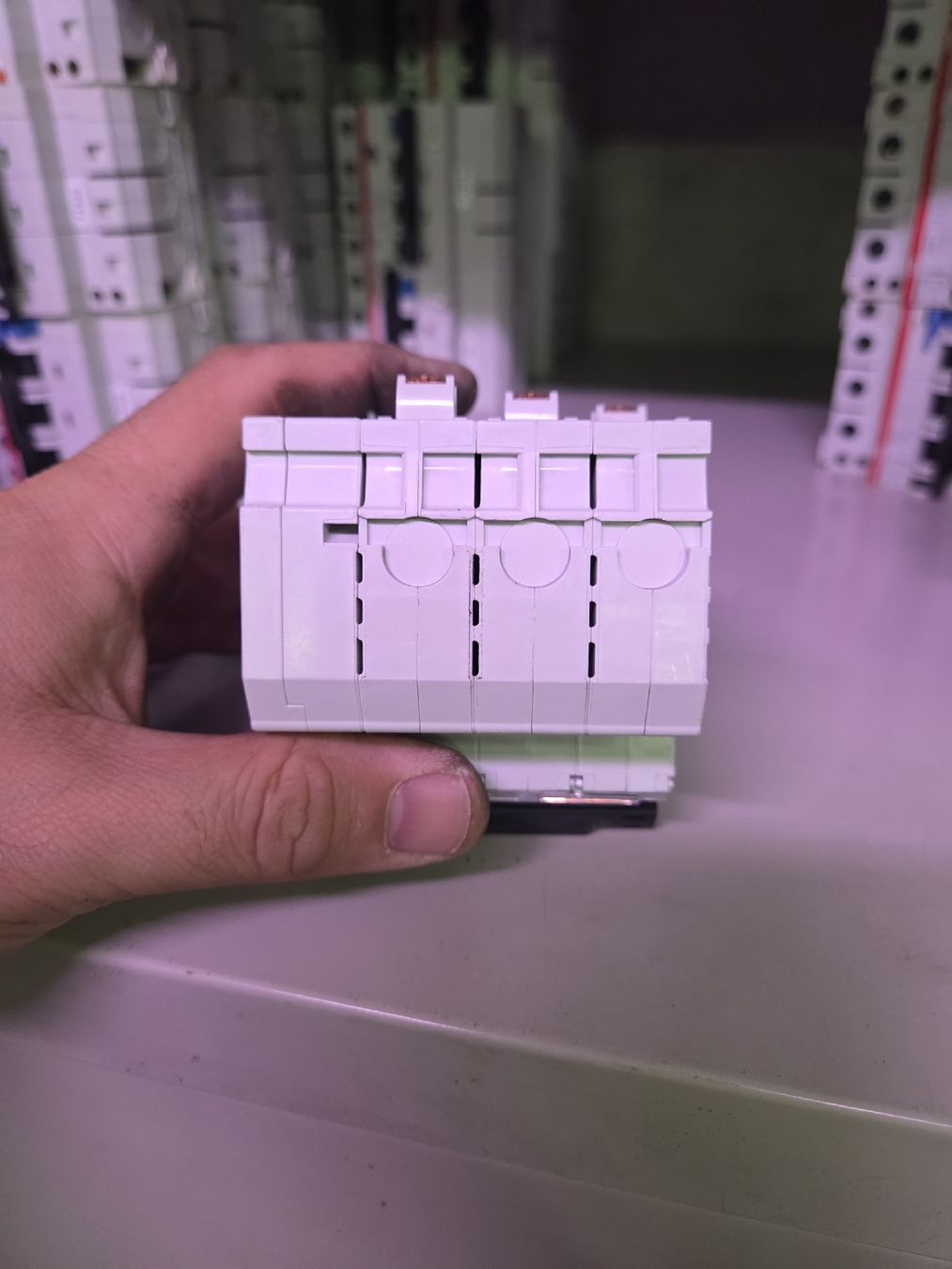 ABB Interruttori: ABB Fehlerstromschutzschalter FS403M C16 FI/LS – Usato da Zürich venduto da eymen20 4