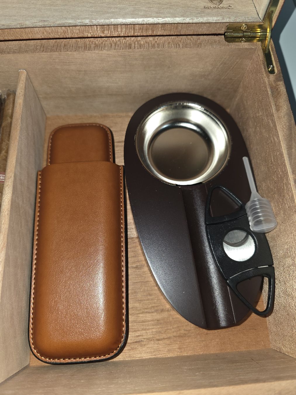 Humidore: Set Cave à cigares – Neu und originalverpackt aus Genève von ErikaGE 6