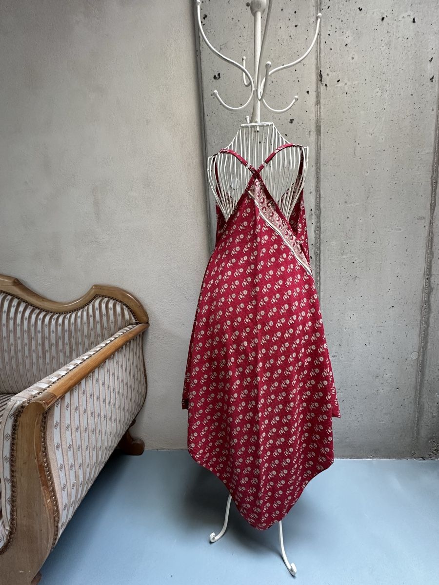 Kleider: Sommerliches Kleid mit Blumenmuster, Grösse M, Rot – Gebraucht aus Leuk-Stadt von nadlerhu 3
