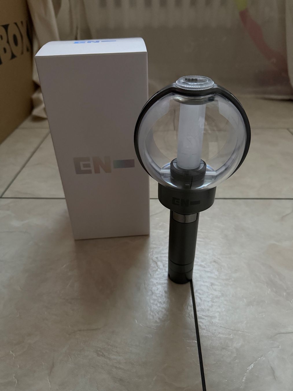 Sammelbilder & Trading cards: Enhypen Lightstick, Version 2 – Gebraucht aus Uetikon am See von m1384