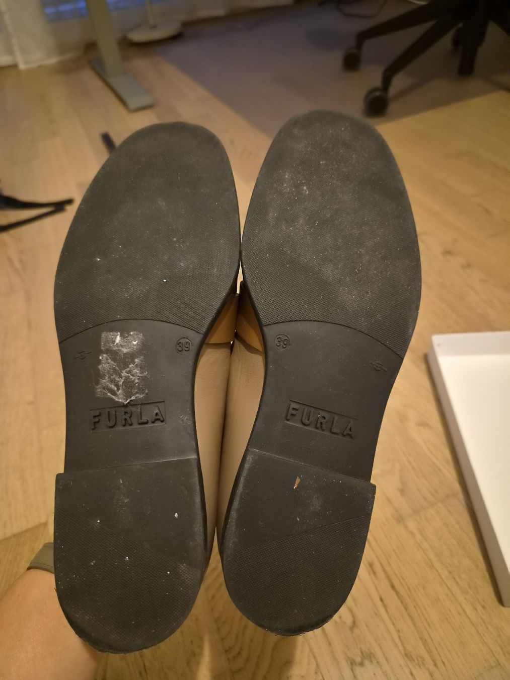 Furla Scarpe da donna: Furla Loafers size 39 leather used with box – Usato da Ebikon venduto da Haselnuss23 4