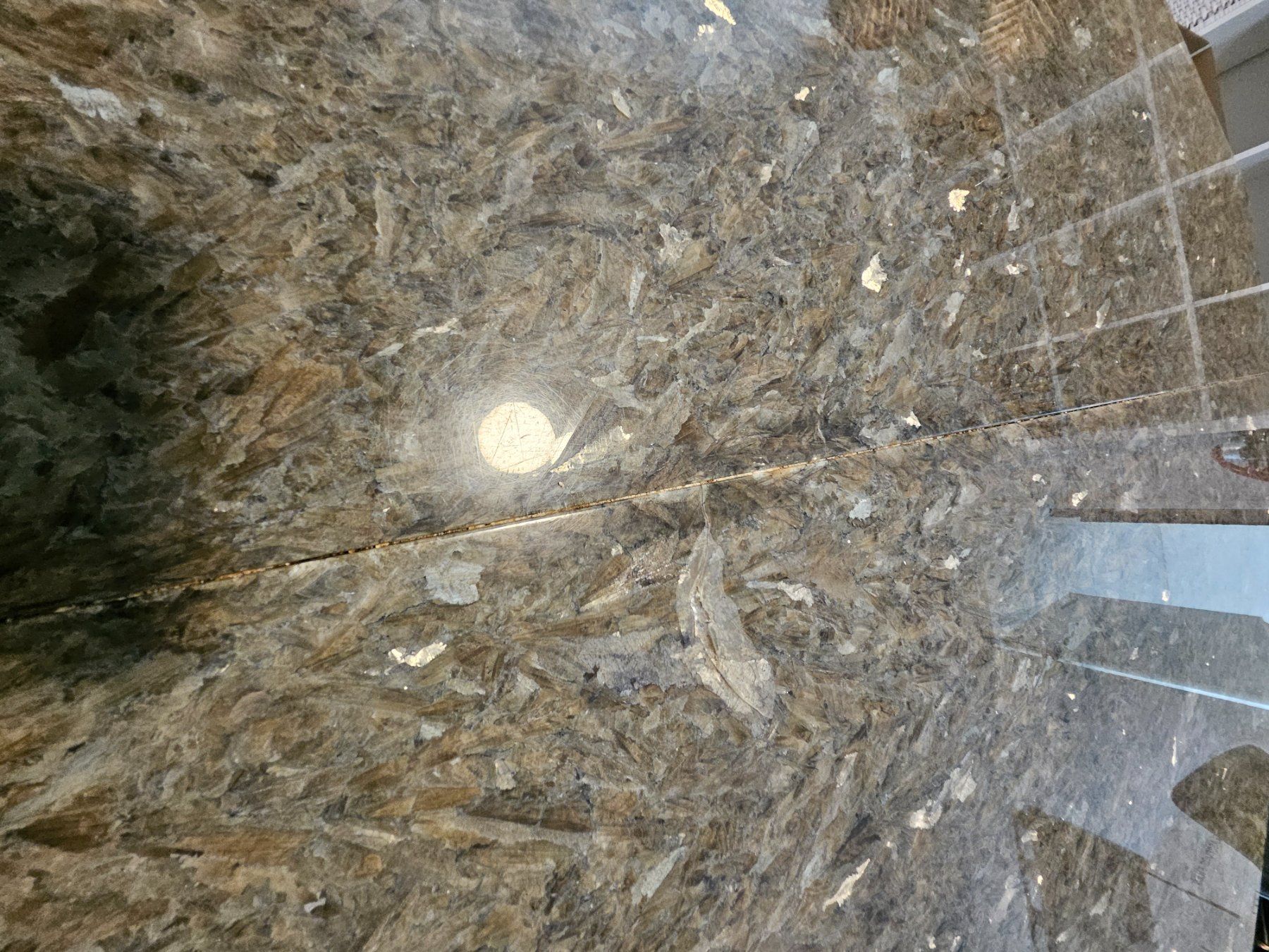 Tables: Emerald Pearl Granit Tisch, 140cm. – D'occasion à Killwangen par Saegezahn 3