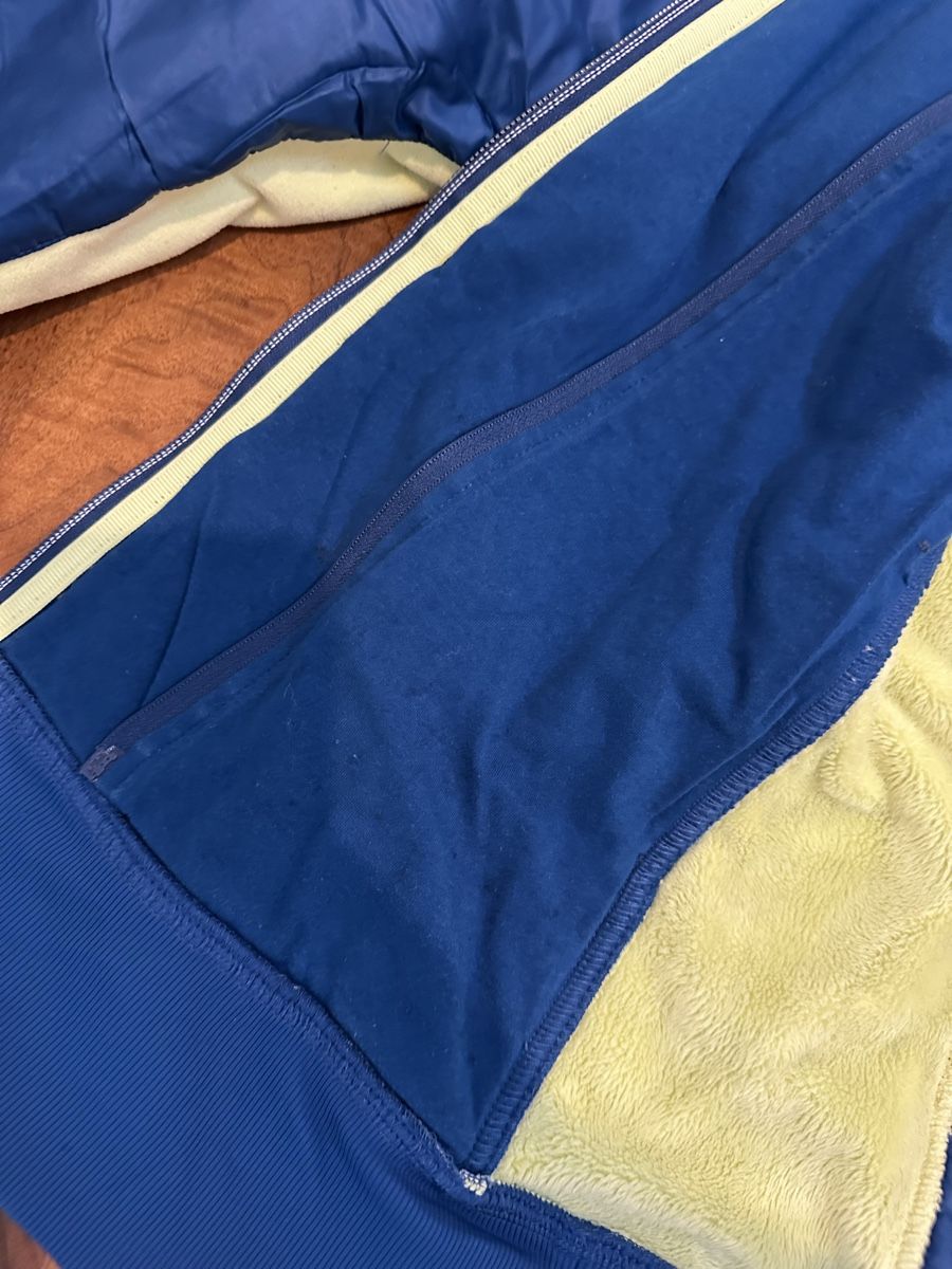 Lululemon Giacche: jacke von lululemon, grösse 10 – Usato da Sarmenstorf venduto da Nila78 7