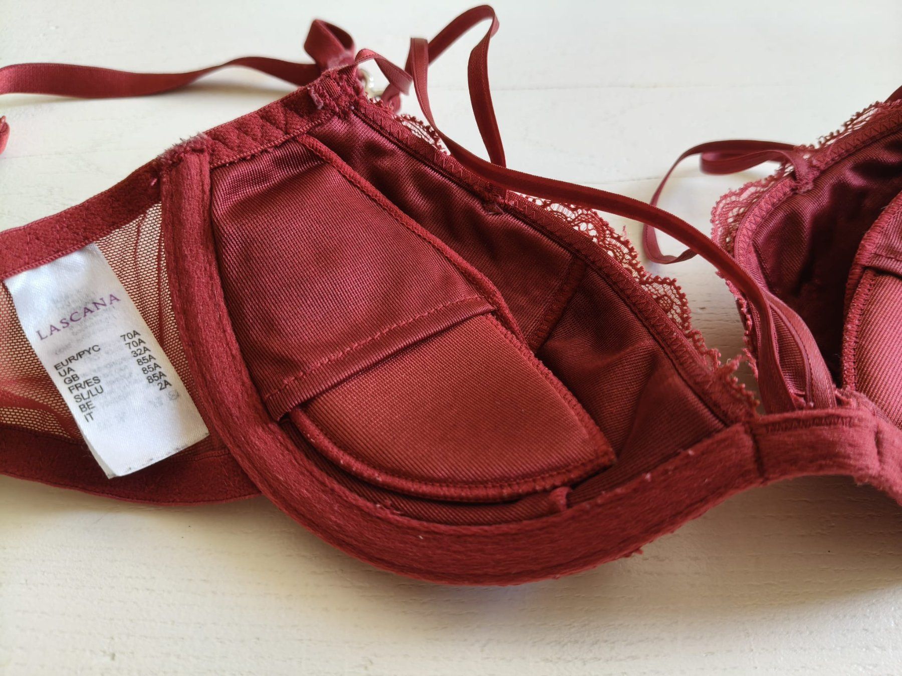 Lascana Altra biancheria intima: BH rot Lascana 70A – Usato da Winterthur venduto da Arkadii 1