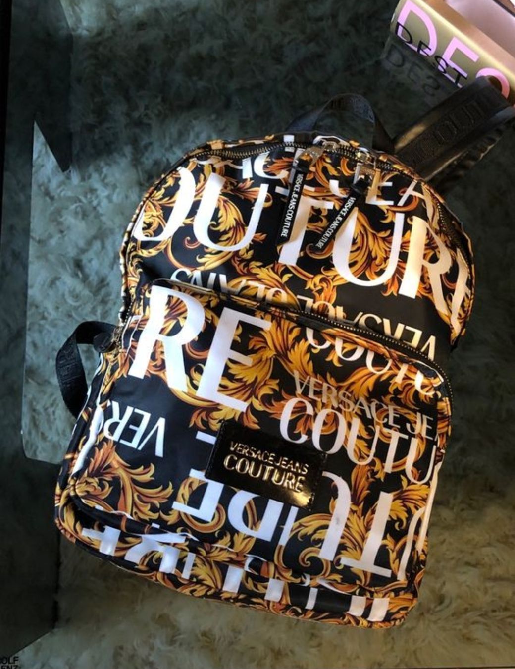 Versace Zaini: Versace Jeans Couture Rucksack Multicolor - Designer luxury – Usato da St. Gallen venduto da Arctic_Dweller 1