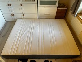 Gratis 160er Matratze