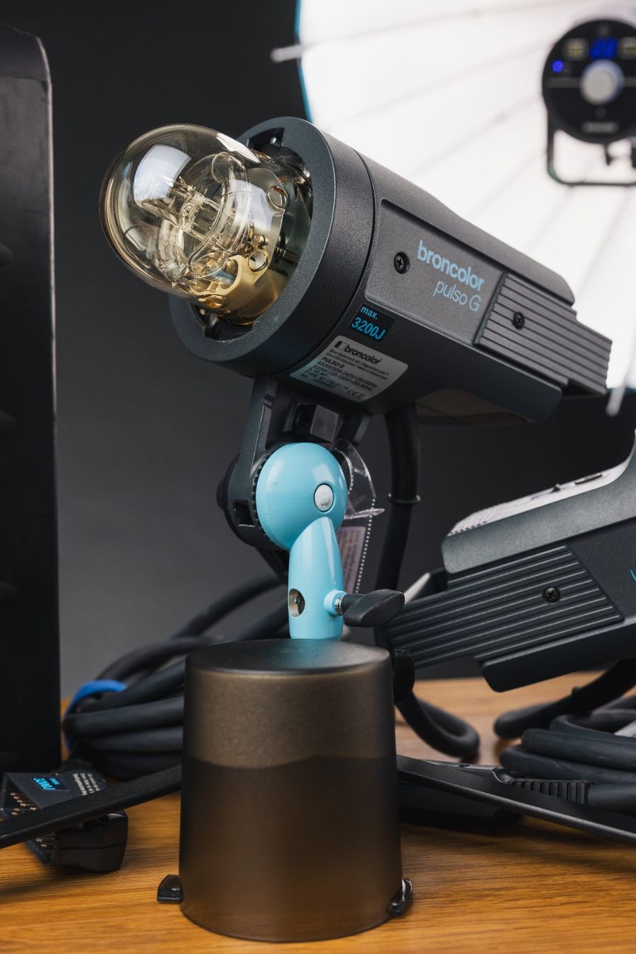 Broncolor Blitze: Broncolor Scoro A4S + 3x Pulso G Studioblitz-Set – Gebraucht aus Cham von Lukas58 4