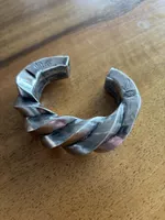 Spektakulärer Armreif aus Silber