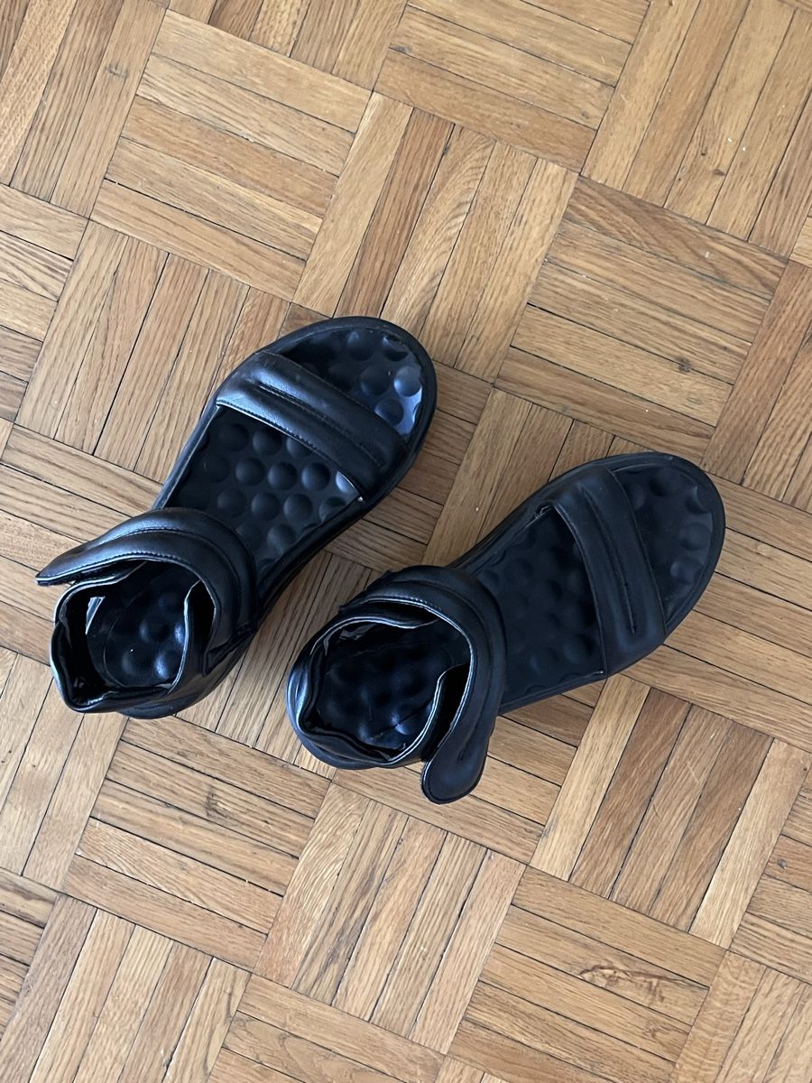 Chaussures femmes: Sommerschuhe Gr. 37 – D'occasion à Uerikon par mar_pd5j 3