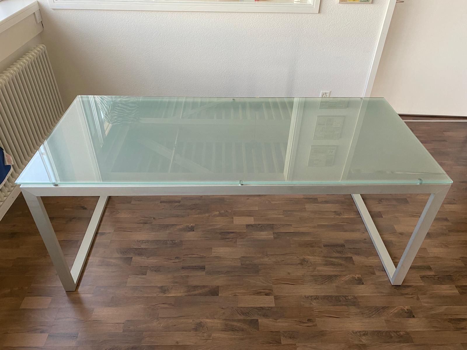 Scrivanie: Designertisch Büro mit Glasplatte – Usato da Buchrain venduto da Starfish0