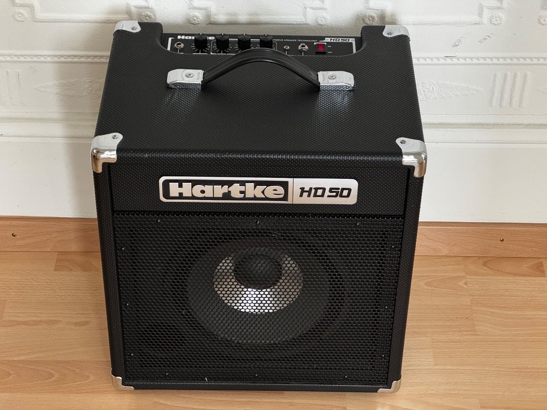 Hartke Verstärker: Hartke HD50 Bass Amplifier – Gebraucht aus Zürich von colorblindrummer 1