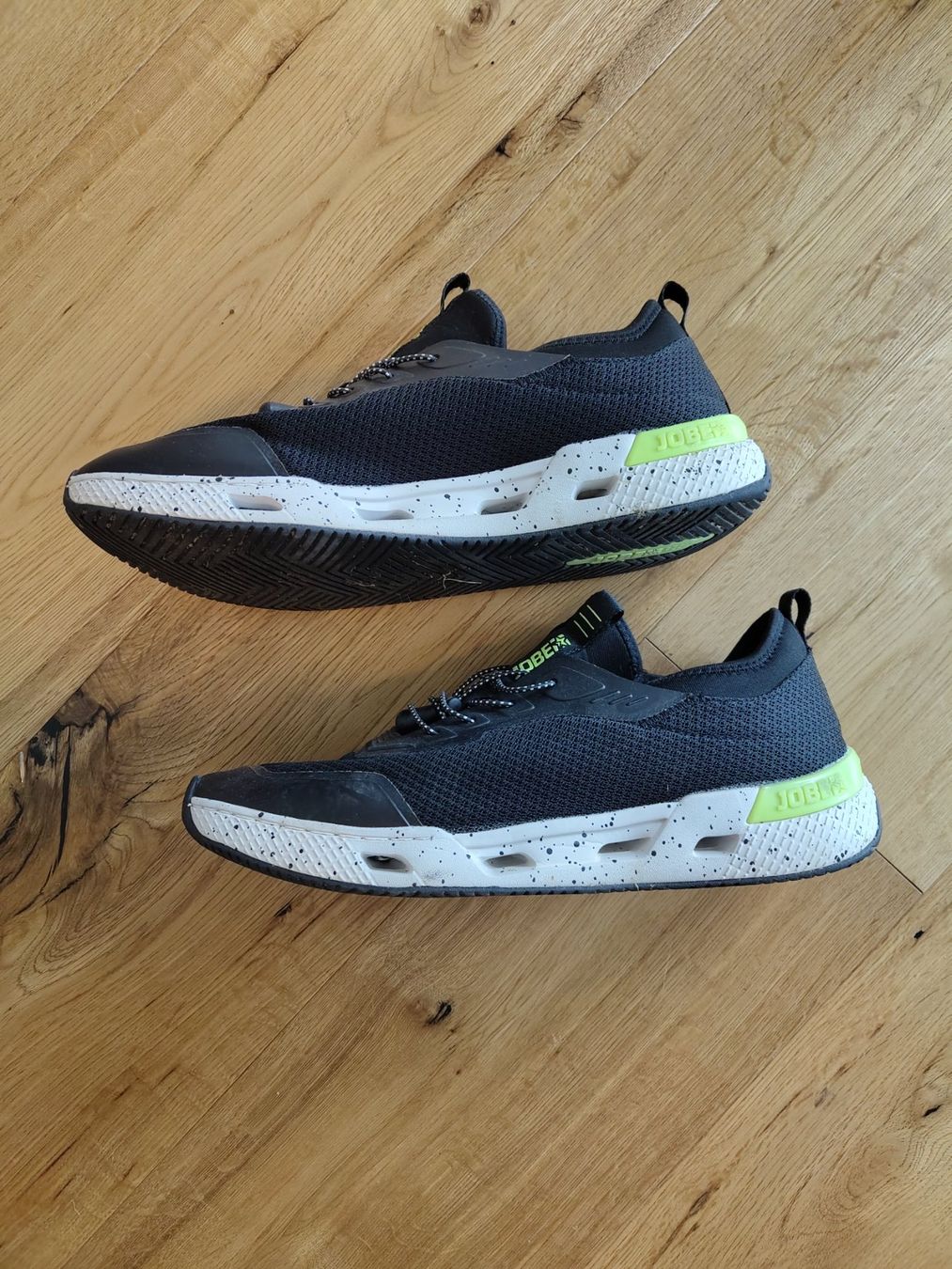 Scarpe da uomo: Jobe Wasserschuhe Grösse 44 schwarz – Usato da Interlaken venduto da dmncmg 1