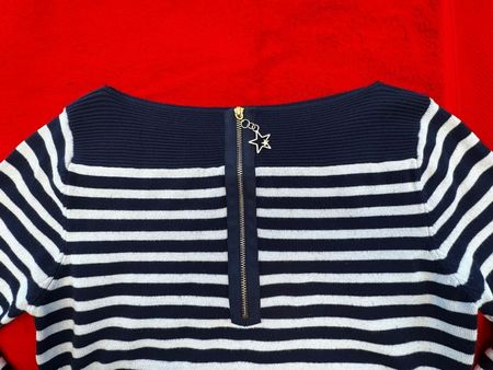 Pulli mit Streifenmuster & Reissverschluss, Gr. 36/38* (S/M)